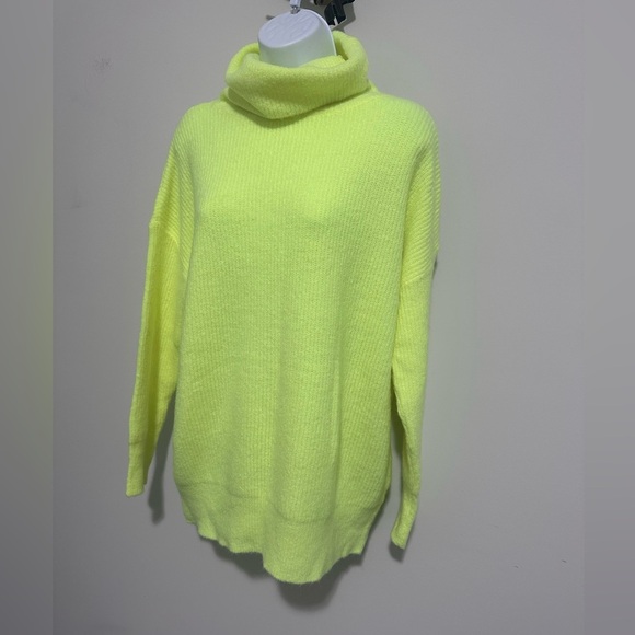 Dreamers Neon Yellow Turtleneck Sweater - Picture 4 of 8